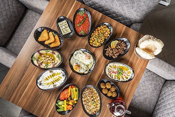 Bait Karim Tablih (For 4 people)